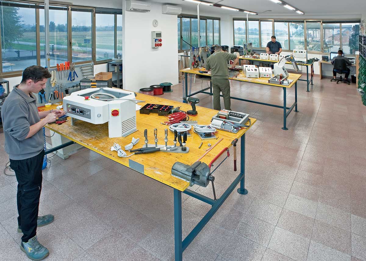 Produzione macchine per l’industria calzaturiera